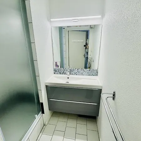 6 Pers. - Proche Port Et Avec Terrasse & Parking Prive - Cap D'agde - Fr-1-723-68 아파트 아그